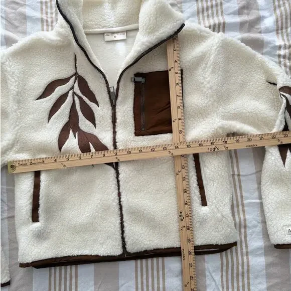 TAYLOR SWIFT NWT | Life is a Willow Zip Up Sherpa Fleece Coat Jacket | size XS - Picture 3 of 8